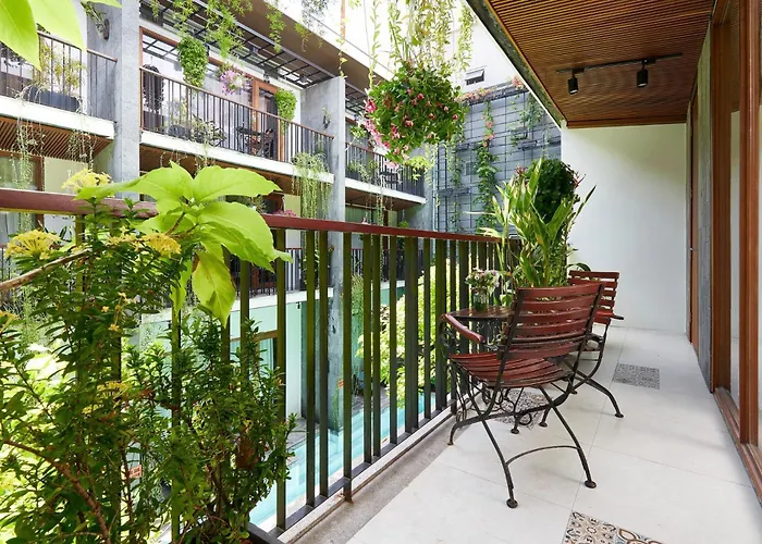 Tam House Villa Hotel